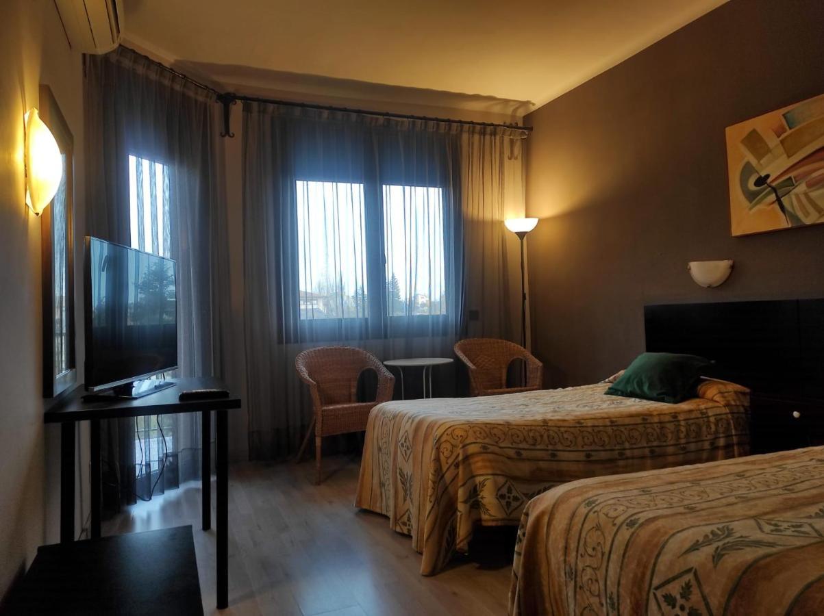 Hotel Gran Sol Solsona Zewnętrze zdjęcie