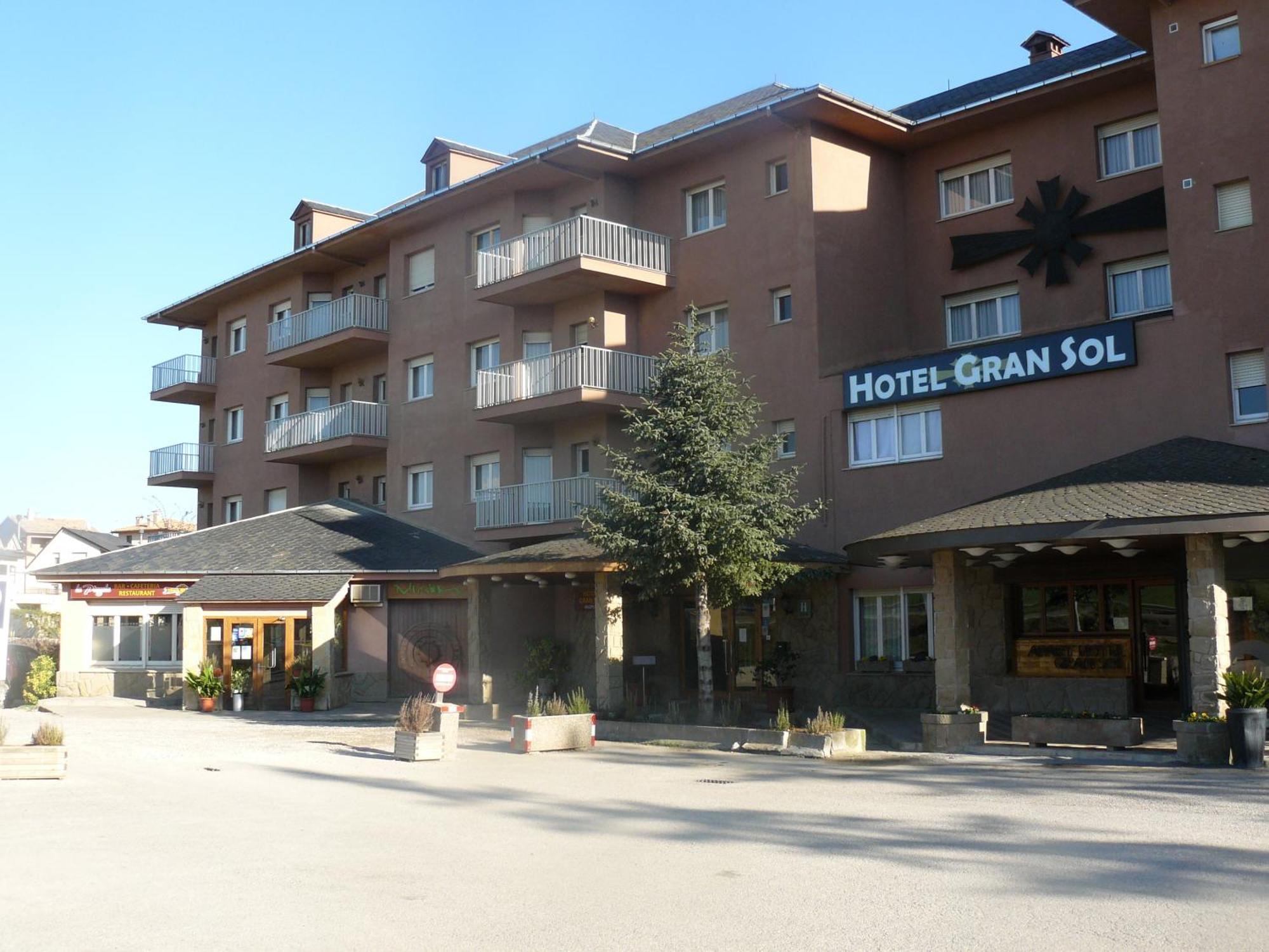 Hotel Gran Sol Solsona Zewnętrze zdjęcie